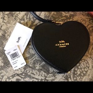 NWT Coach heart shaped wristlet
